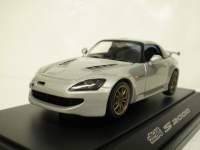 1/43 Gu@@S2000 yVo[z