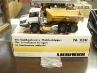 ah2544.JPG