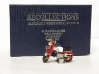 1/32 Recollections Model zCg^i@z_@Z100